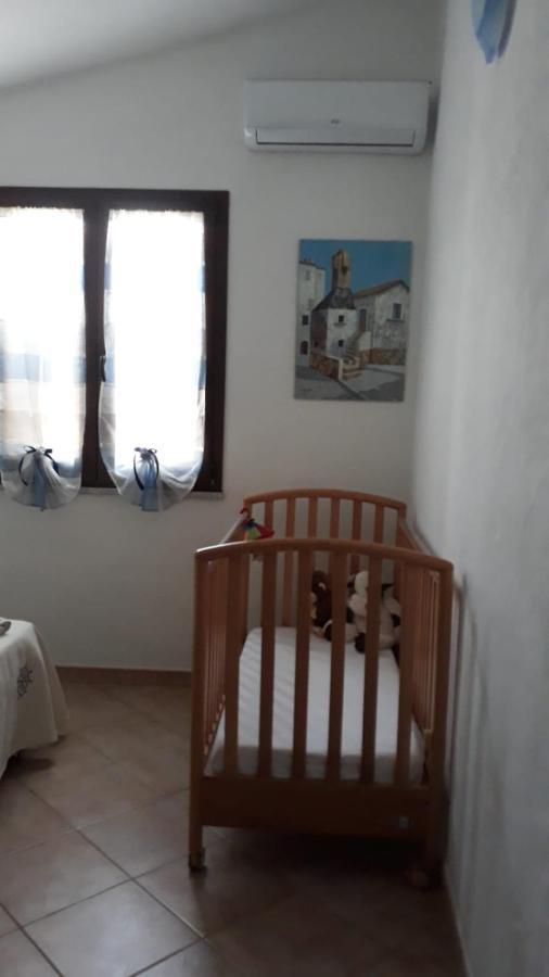 Appartamento vista mare Calasetta Esterno foto