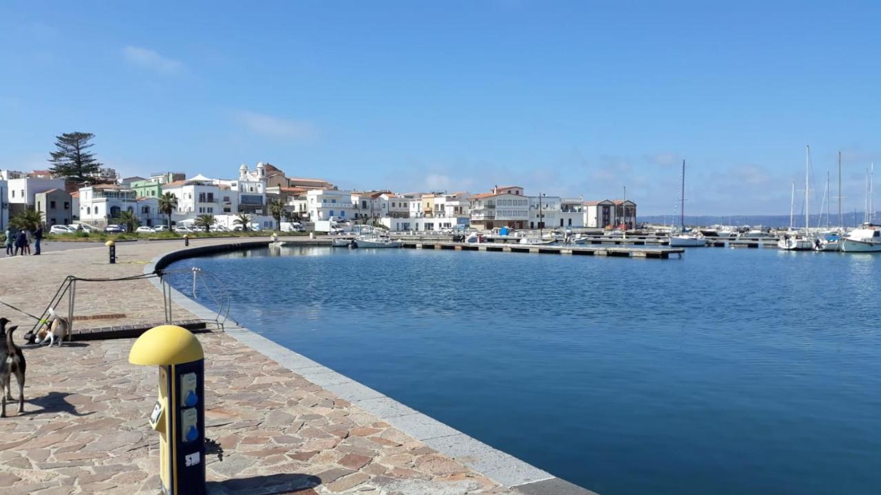 Appartamento vista mare Calasetta Esterno foto